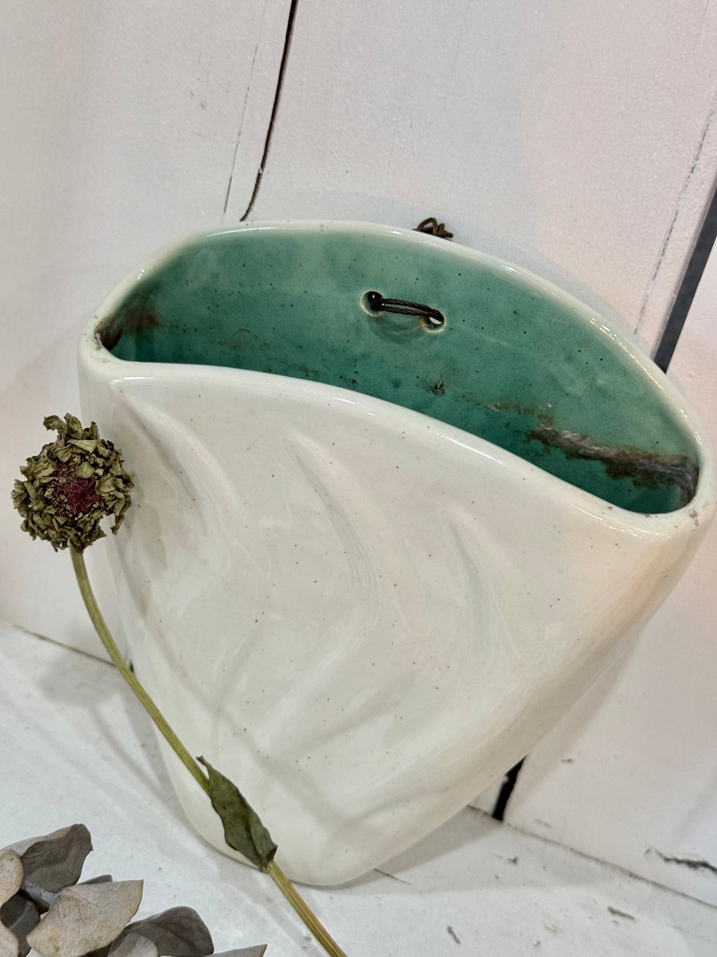 Vintage Wall Vase - Green Interior