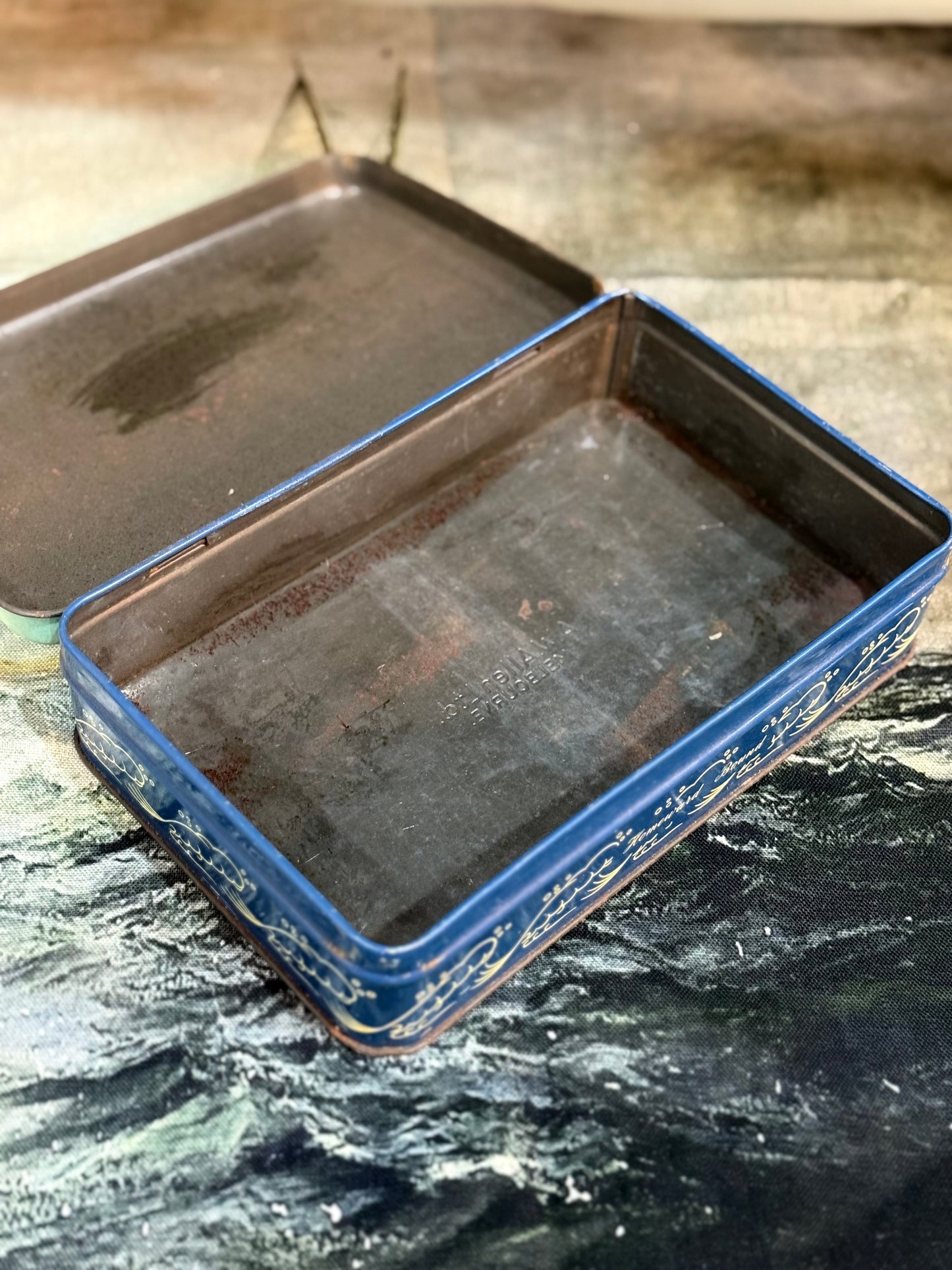 Vintage Galleon Sail Ship Tin