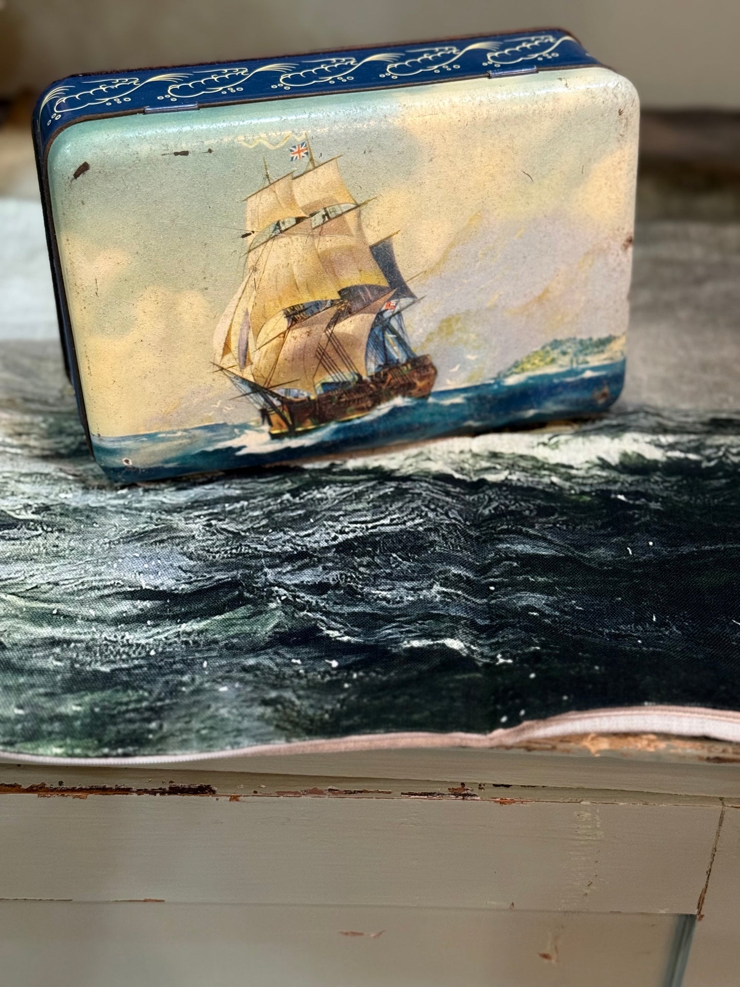 Vintage Galleon Sail Ship Tin