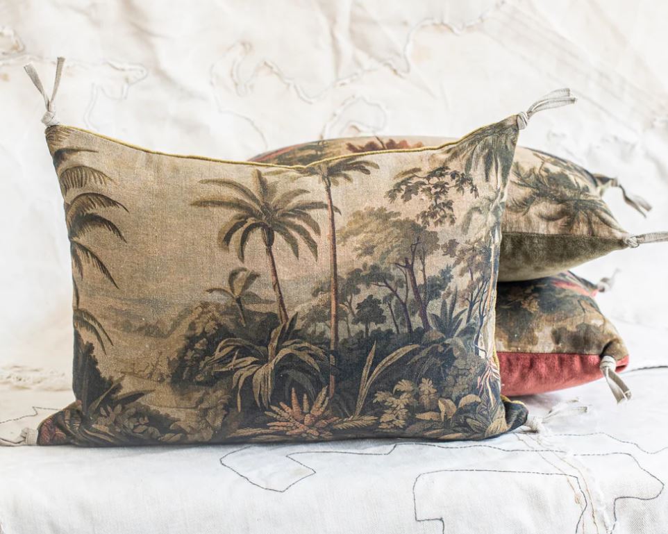 NEW! Namrana Palm French Linen Cushion 25x35 - Bronze