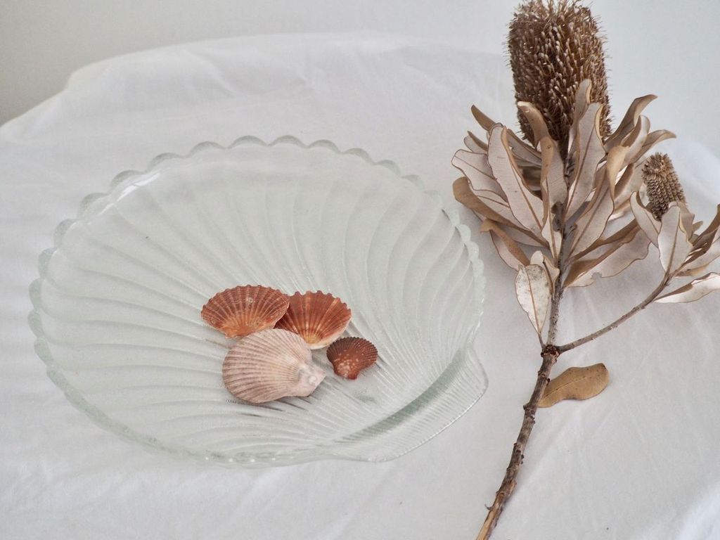 Clam Shell Platter