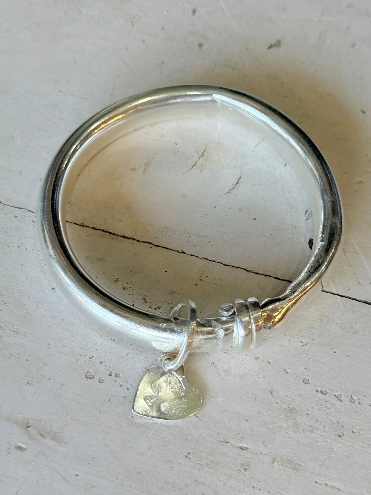Art Jewellery - Bangle - Silver with Heart