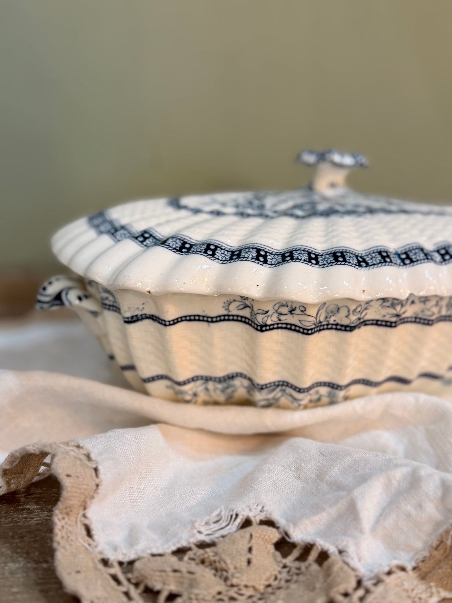 Antique Tureen Blue & White