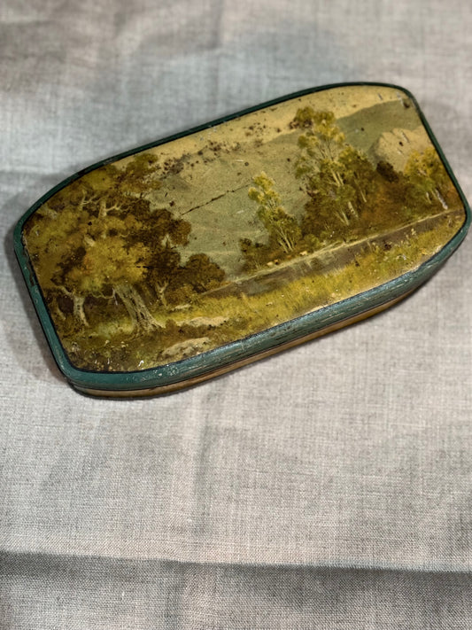 Vintage Country Creek Tin