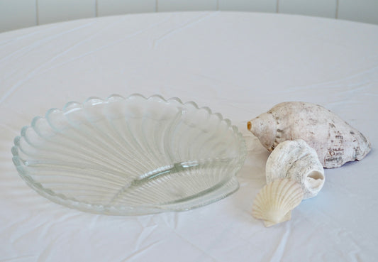 Clam Shell Platter - sectioned