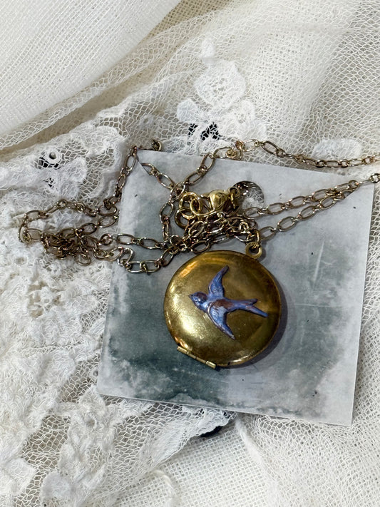 Antique Style Swallow Locket - 1 bird
