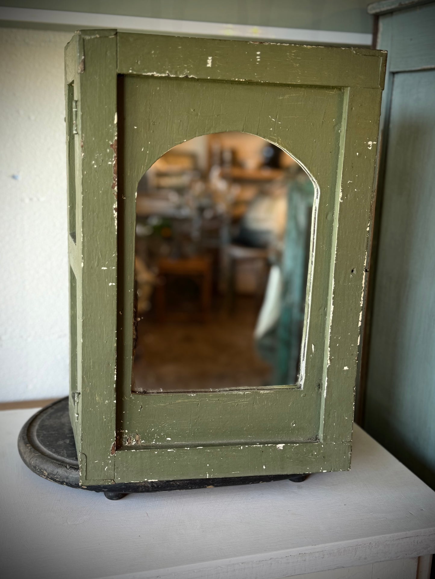 Antique Green Arch Mirror Wall Cabinet