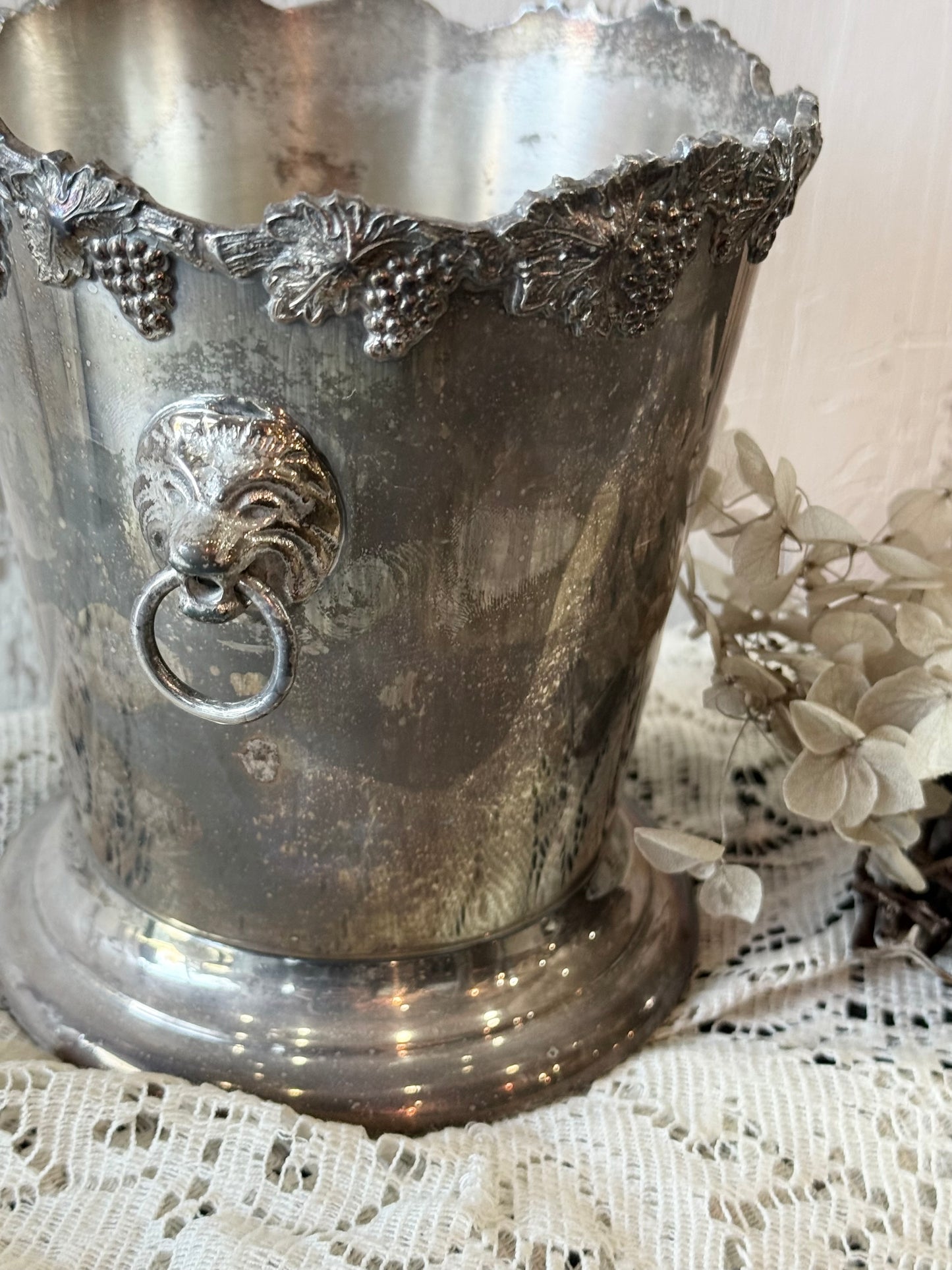 Stunning Silver Ice Bucket