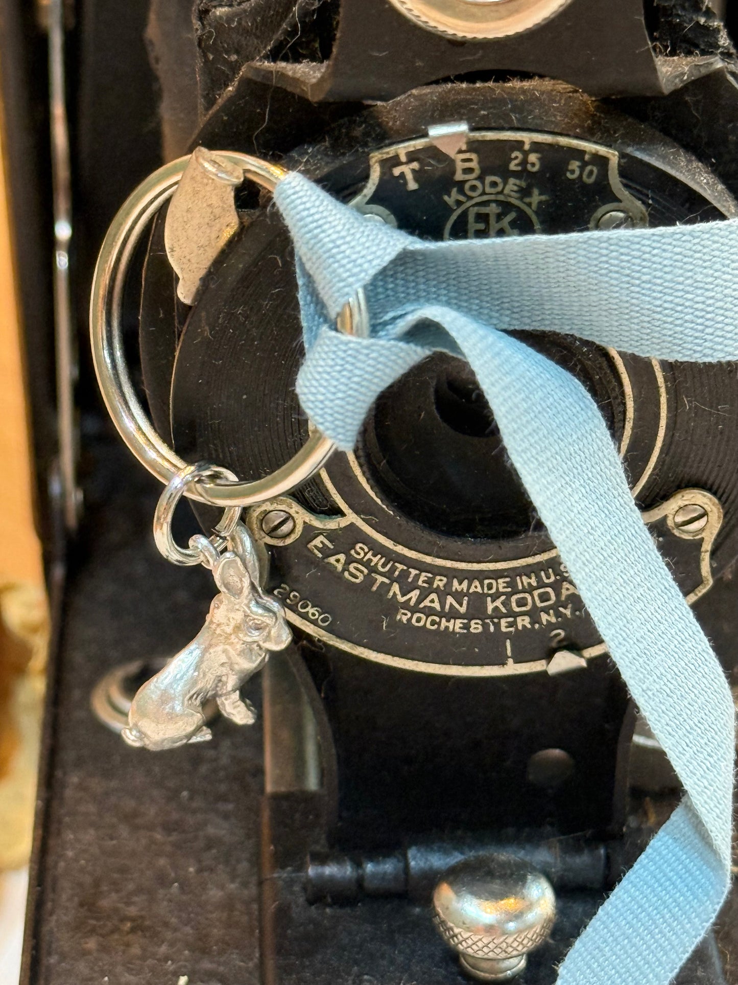 Tiny Rabbit Keyring - silver