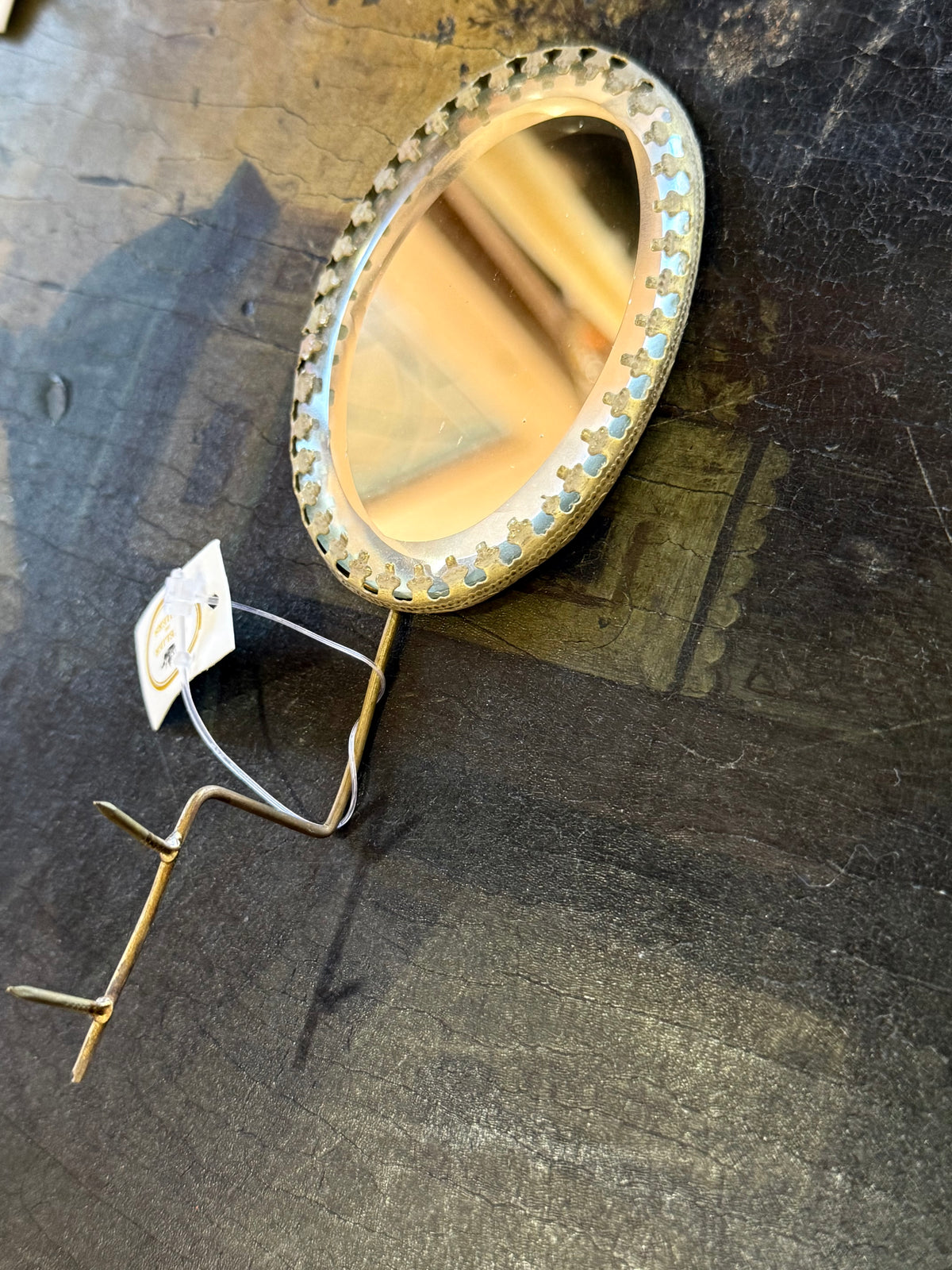 Oval Mirrored Glass Pin