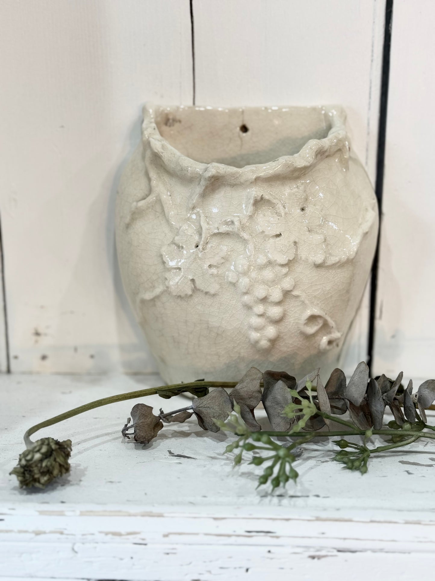 Vintage Wall Vase - Cream Craze