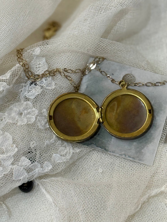 Antique Style Swallow Locket - 2 bird