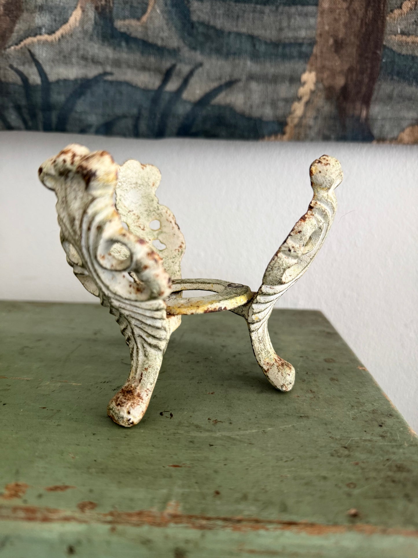 Beautiful Vintage Cast Iron Holder - Cream & Green Patina