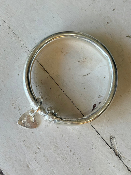 Art Jewellery - Bangle - Silver with Heart