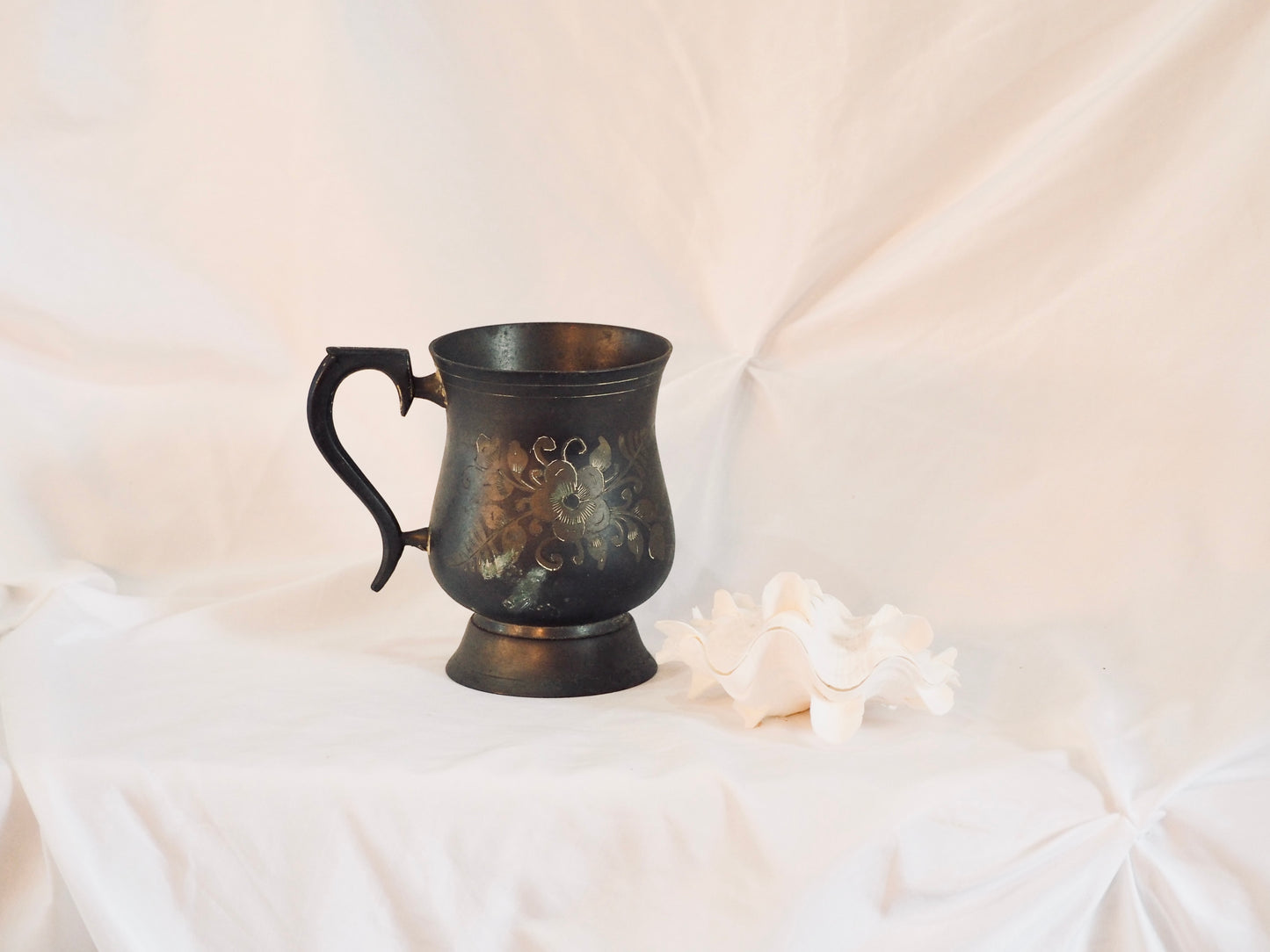 Old Patina Mug with Flowers