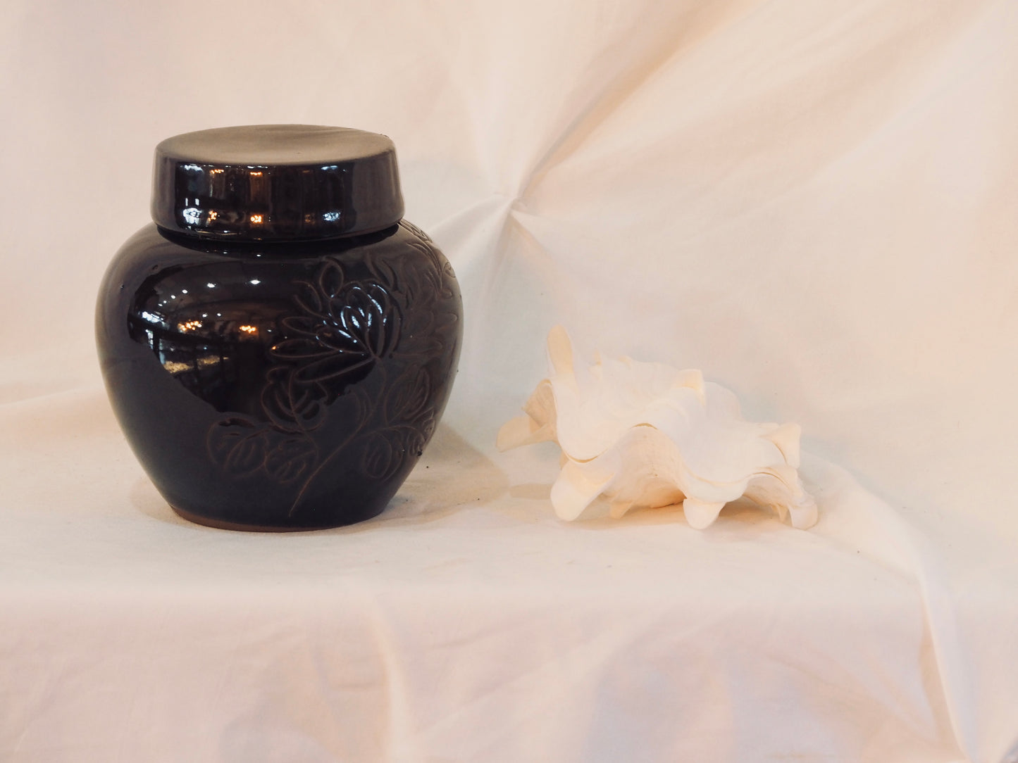 Vintage Ginger Jar with Lid
