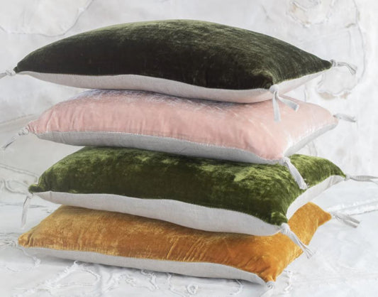 Petite Silk Velvet Pillow Cushion - Avocat green