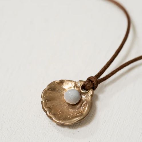 Pesci Che Volano Prezioso (Shell) Pendant
